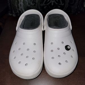 Crocs fur lined Size J6 (Kids) White